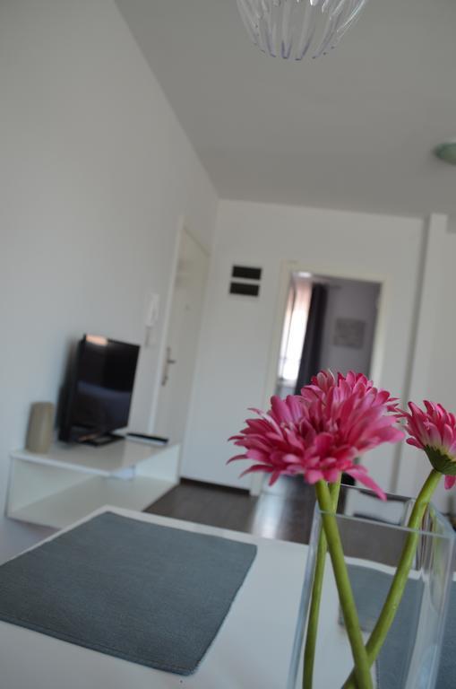 Apartment Meli Sesvete Exterior photo